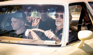 Kevin Gage with Kris Kristofferson in 7 Minutes (production still)
