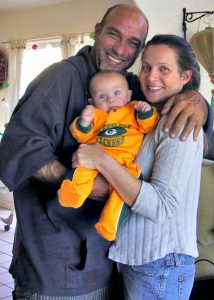 Kevin Gage & Shannon Perris-Knight with their son Ryder - May 2007