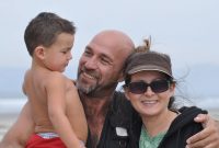 Kevin Gage & Shannon Perris-Knight with their son Ryder - Nov 2009